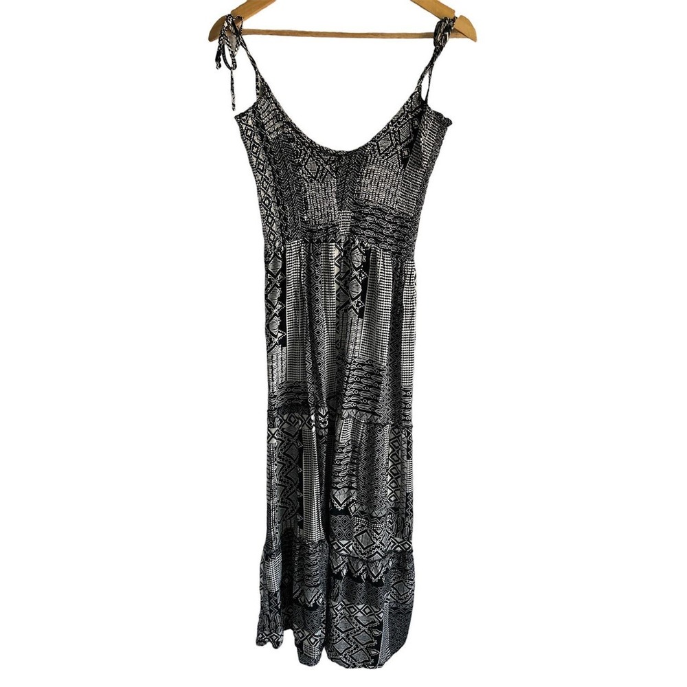 Women’s Size‎ Small Aztec Printed Maxi Tiered Dress Black White